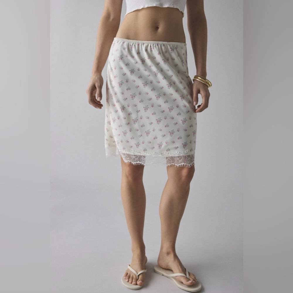 Urban Outfitters White Floral Lace Midi Skirt